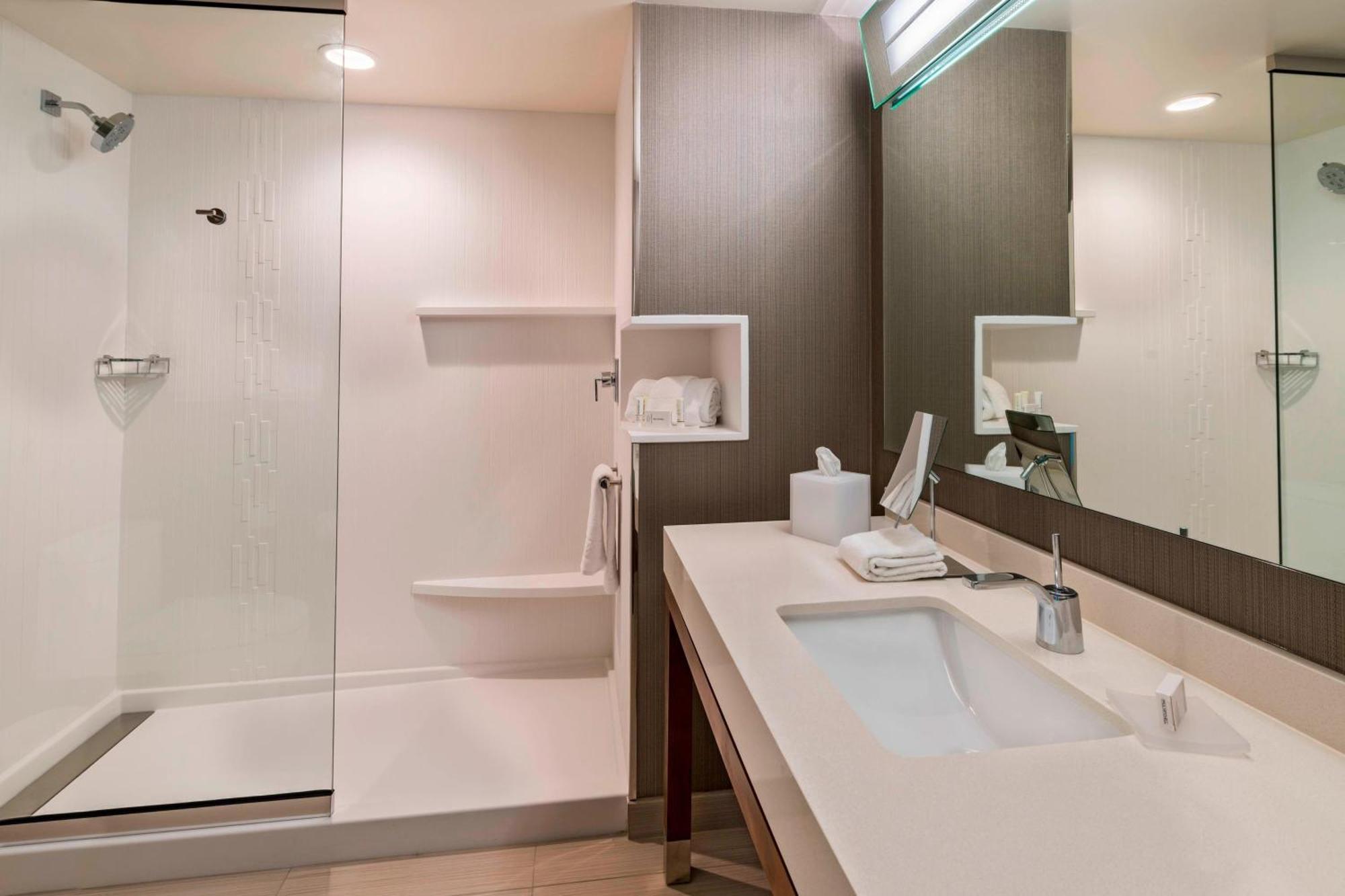Courtyard By Marriott Tampa Northwest/Veterans Expressway Otel West Chase Dış mekan fotoğraf