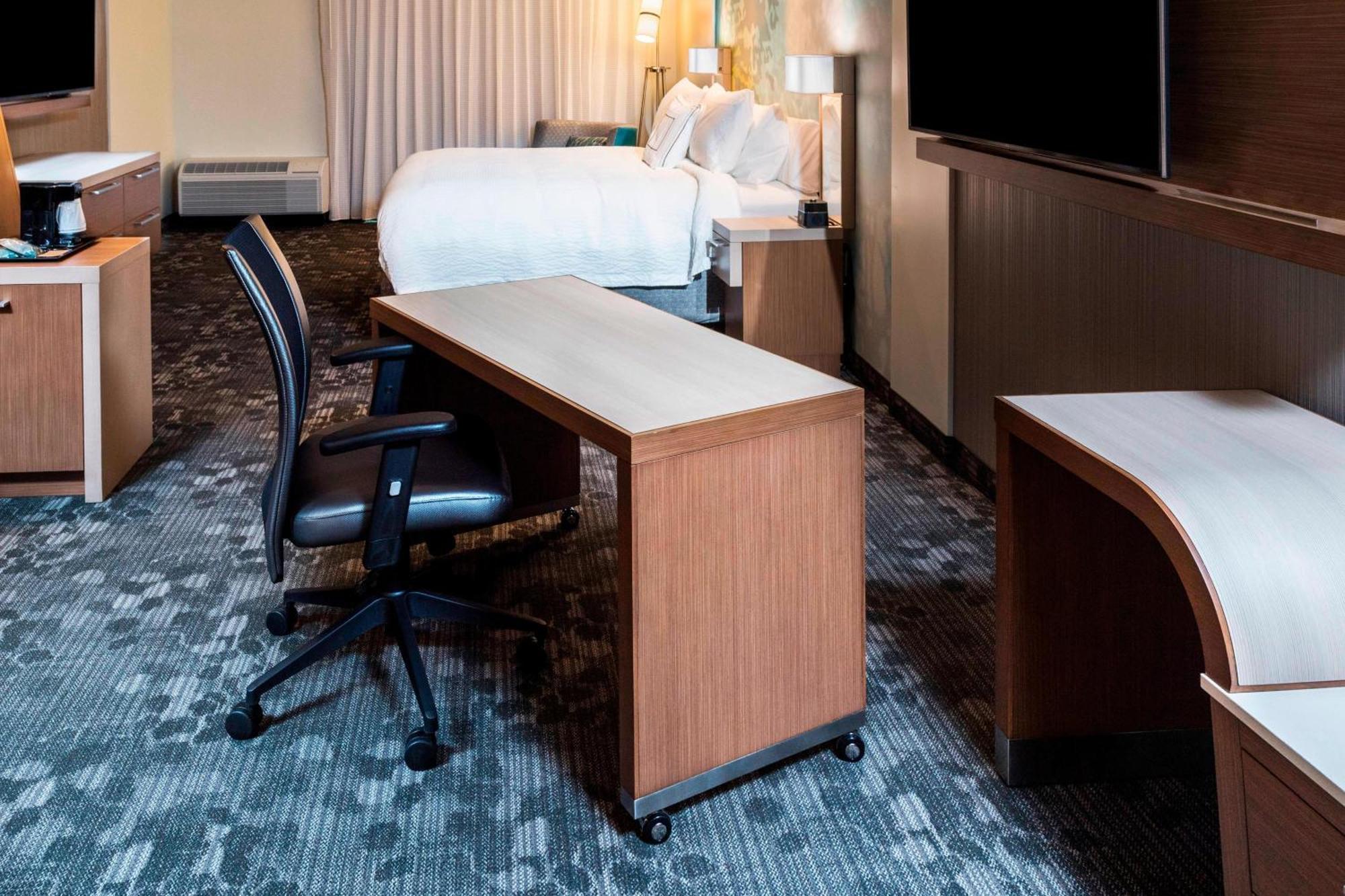 Courtyard By Marriott Tampa Northwest/Veterans Expressway Otel West Chase Dış mekan fotoğraf